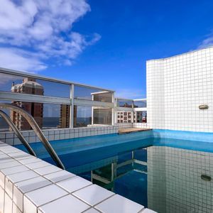 Cobertura com 220m², 3 dormitórios, 3 suítes, 2 vagas no Saint Germain em Torres para Comprar