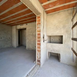Apartamento com 88m², 3 dormitórios, 1 suíte, 1 vaga no Dell Ville em Torres para Comprar