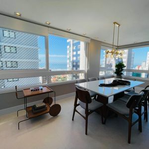 Apartamento com 130m², 3 dormitórios, 1 suíte, 2 vagas no Monterrey em Torres para Comprar