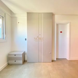 Apartamento com 112m², 3 dormitórios, 3 suítes, 2 vagas no La Vistara em Torres para Comprar