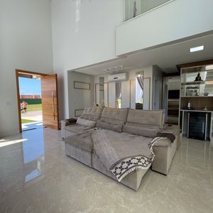 Casa de Condomínio com 312m², 4 dormitórios, 4 suítes, 4 vagas no Reserva das Águas em Torres para Comprar