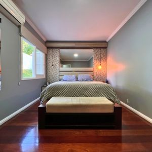 Casa com 184m², 3 dormitórios, 1 suíte, 2 vagas no bairro Igra Norte em Torres para Comprar