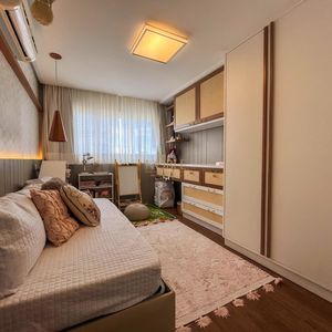 Apartamento com 130m², 3 dormitórios, 1 suíte, 2 vagas no Caravaggio em Torres para Comprar