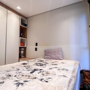Apartamento com 60m², 2 dormitórios, 1 suíte, 1 vaga no Aston em Torres para Comprar
