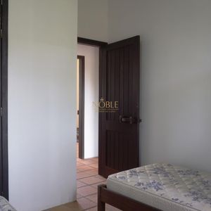 Casa com 260m², 5 dormitórios, 1 suíte, 2 vagas no bairro Praia Grande em Torres para Comprar