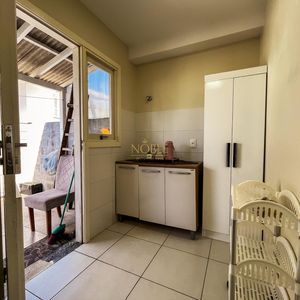 Sobrado com 54m², 3 dormitórios, 1 vaga no Residencial Bela Vista em Torres para Comprar