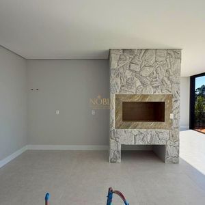 Casa com 335m², 4 dormitórios, 4 suítes, 2 vagas no Reserva das Águas em Torres para Comprar