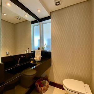Apartamento com 186m², 3 dormitórios, 1 suíte, 4 vagas no Debret em Torres para Comprar