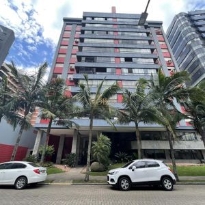 Apartamento com 130m², 3 dormitórios, 1 suíte, 1 vaga no Nouvelle Tour em Torres para Comprar