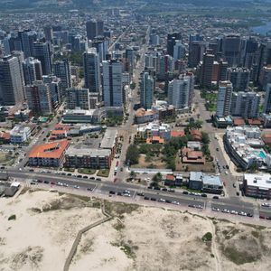 Apartamento com 172m², 3 dormitórios, 3 suítes, 1 vaga no Casa Amalfi em Torres para Comprar