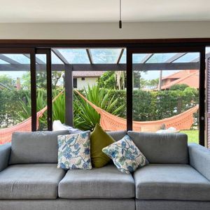 Casa com 518m², 5 dormitórios, 2 suítes, 2 vagas no bairro Praia Grande em Torres para Comprar