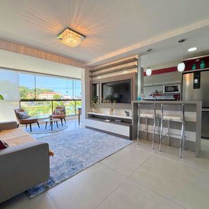 Cobertura com 180m², 3 dormitórios, 1 suíte, 2 vagas no Giverny em Torres para Comprar