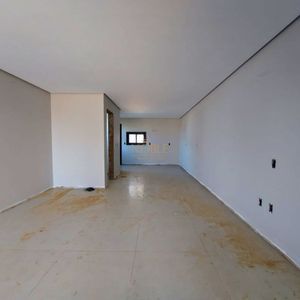 Geminado com 110m², 3 dormitórios, 1 suíte, 1 vaga no bairro Morada das Palmeiras em Torres para Comprar