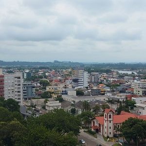 Apartamento com 102m², 3 dormitórios, 1 suíte, 2 vagas no Maui Residencial em Torres para Comprar