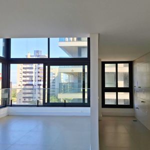Apartamento com 142m², 3 dormitórios, 3 suítes, 2 vagas no Voga em Torres para Comprar