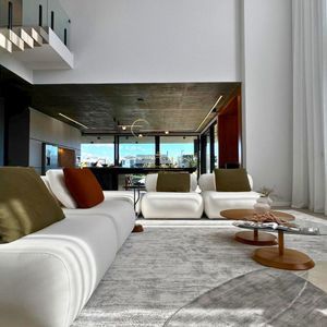 Casa de Condomínio com 476m², 5 dormitórios, 5 suítes, 2 vagas no Ocean Side em Torres para Comprar