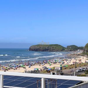 Cobertura com 471m², 4 dormitórios, 4 suítes, 6 vagas no Punta del Mare em Torres para Comprar