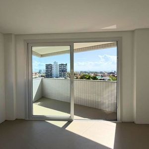 Apartamento com 118m², 3 dormitórios, 3 suítes, 1 vaga no Punta Del Sole em Torres para Comprar