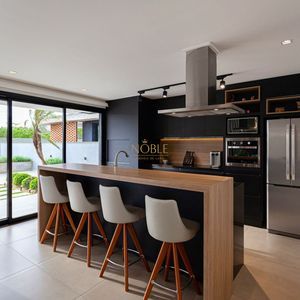 Casa de Condomínio com 260m², 3 dormitórios, 3 suítes, 3 vagas no Reserva das Águas em Torres para Comprar