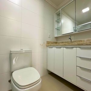 Apartamento com 73m², 2 dormitórios, 1 suíte, 1 vaga no Torre de Athena em Torres para Comprar