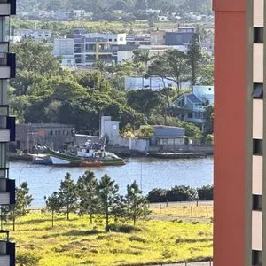 Apartamento com 97m², 2 dormitórios, 2 suítes, 1 vaga no Rosa dos Ventos em Torres para Comprar