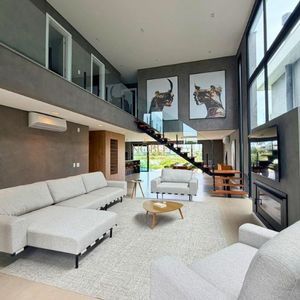 Casa de Condomínio com 390m², 5 dormitórios, 5 suítes, 3 vagas no Condomínio Ilhas Park em Torres para Comprar