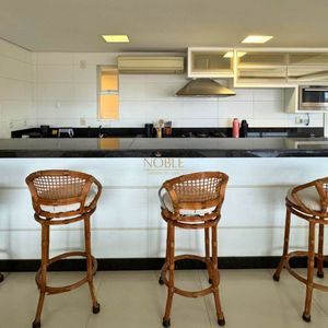 Apartamento com 197m², 3 dormitórios, 3 suítes, 2 vagas no Maranello em Torres para Comprar