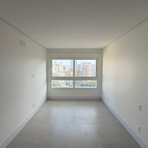 Apartamento com 110m², 3 dormitórios, 1 suíte, 2 vagas no Montalcino em Torres para Comprar