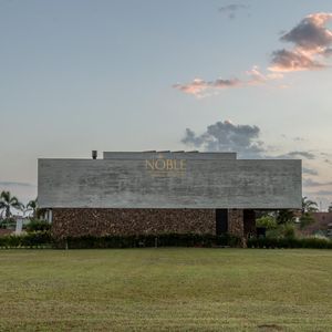 Casa de Condomínio com 244m², 4 dormitórios, 4 suítes, 2 vagas no Condomínio Ilhas Park em Torres para Comprar