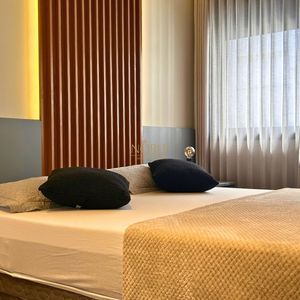 Apartamento com 110m², 3 dormitórios, 1 suíte, 2 vagas no LONDON em Torres para Comprar