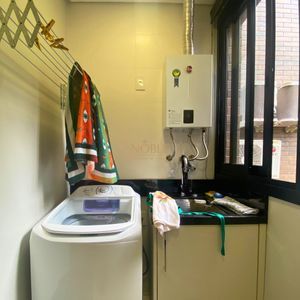 Apartamento com 258m², 3 dormitórios, 3 suítes, 2 vagas no Al Mare em Torres para Comprar