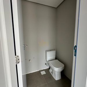 Cobertura com 149m², 3 dormitórios, 3 suítes, 2 vagas no Topazio em Torres para Comprar