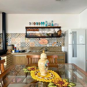 Sobrado com 350m², 4 dormitórios, 4 suítes, 2 vagas no bairro Centenário em Torres para Comprar