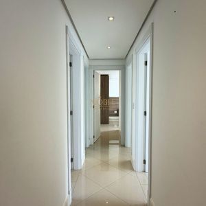 Apartamento com 120m², 4 dormitórios, 1 suíte, 2 vagas no Michelângelo em Torres para Comprar