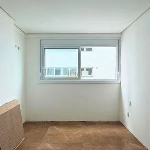 Apartamento com 119m², 3 dormitórios, 3 suítes, 2 vagas no La Vistara em Torres para Comprar