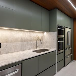 Apartamento com 207m², 3 dormitórios, 3 suítes, 3 vagas no Ares em Torres para Comprar