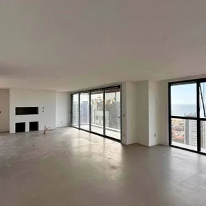 Apartamento com 385m², 4 dormitórios, 4 suítes, 2 vagas no Vanguard em Torres para Comprar