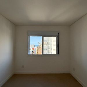 Apartamento com 78m², 2 dormitórios, 1 suíte, 1 vaga no San Pietro em Torres para Comprar