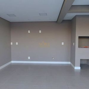 Cobertura com 173m², 3 dormitórios, 3 suítes, 2 vagas no Açucena em Torres para Comprar