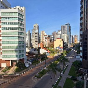Apartamento com 128m², 3 dormitórios, 1 suíte, 1 vaga no Firenze em Torres para Comprar