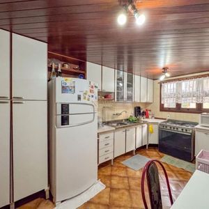 Apartamento com 107m², 3 dormitórios, 1 suíte, 1 vaga no Antares em Torres para Comprar