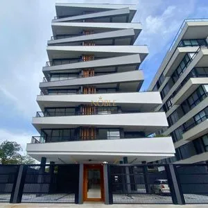 Apartamento com 72m², 2 dormitórios, 1 suíte, 1 vaga no Majestic Residencial em Torres para Comprar