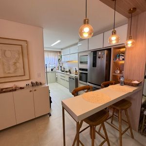 Cobertura com 222m², 3 dormitórios, 1 suíte, 1 vaga no Castelo Branco em Torres para Comprar