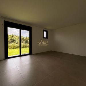 Casa de Condomínio com 225m², 3 dormitórios, 3 suítes, 2 vagas no Reserva das Águas em Torres para Comprar