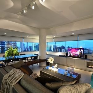 Apartamento com 115m², 3 dormitórios, 1 suíte, 2 vagas no Mirante do Mampituba em Torres para Comprar