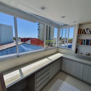 Apartamento com 149m², 3 dormitórios, 1 suíte, 2 vagas no Monte Olimpo em Torres para Comprar