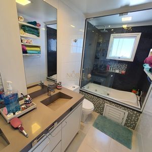 Apartamento com 149m², 3 dormitórios, 1 suíte, 2 vagas no Monte Olimpo em Torres para Comprar