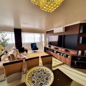 Apartamento com 149m², 3 dormitórios, 1 suíte, 2 vagas no Monte Olimpo em Torres para Comprar