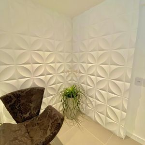 Apartamento com 109m², 3 dormitórios, 1 suíte, 2 vagas no San Pietro em Torres para Comprar