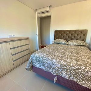 Apartamento com 109m², 3 dormitórios, 1 suíte, 2 vagas no San Pietro em Torres para Comprar